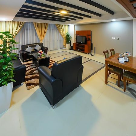 Sea Diamond Plaza Apartments Al Manamah Esterno foto