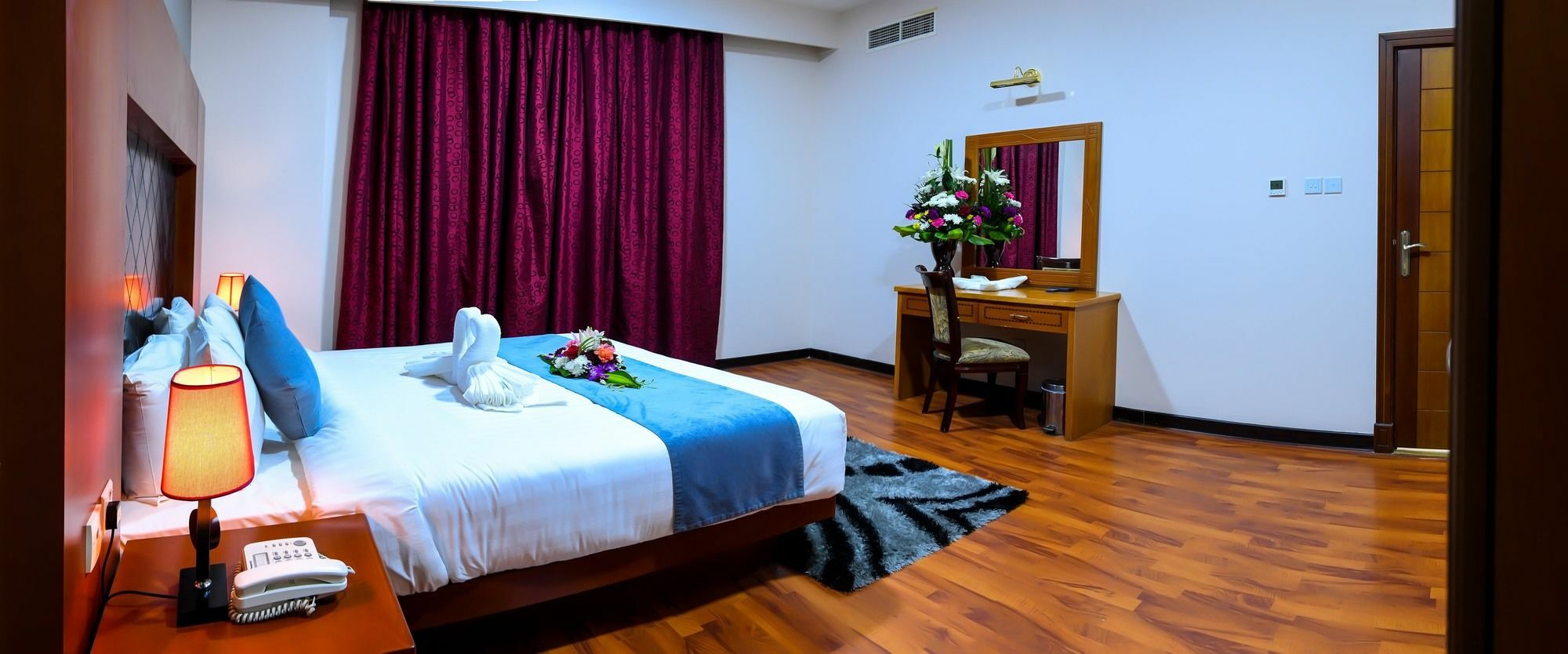 Sea Diamond Plaza Apartments Al Manamah Esterno foto